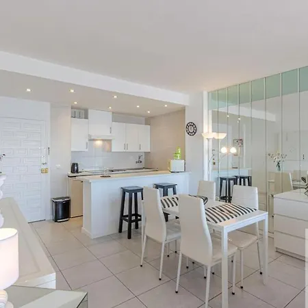 Διαμέρισμα Wonderful With Water Park And Sea Views Benalmádena